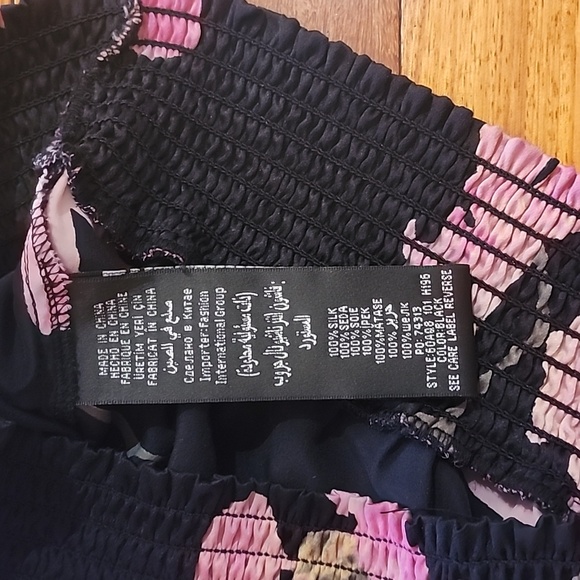 Bebe silk blouse size M - Picture 5 of 7